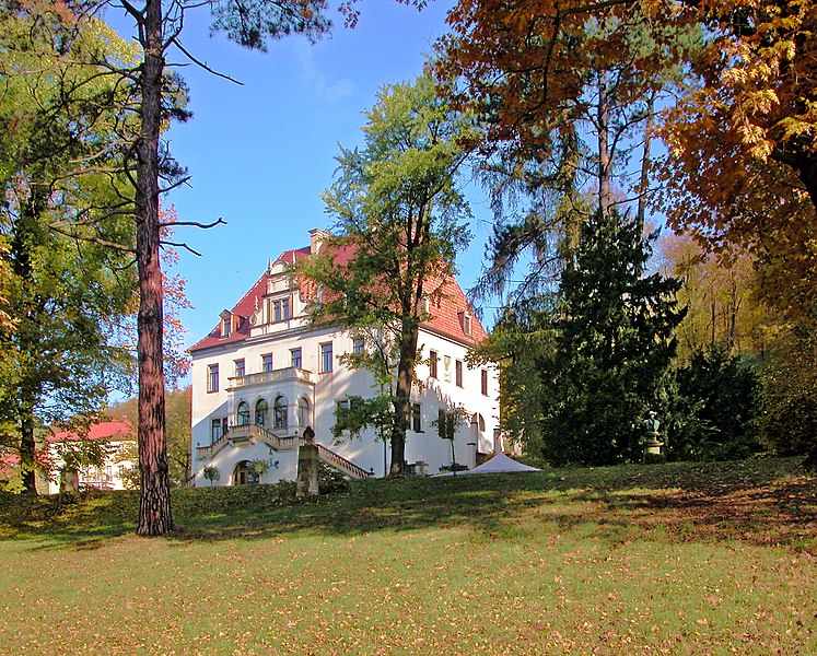 File:20091030015DR Radebeul Barkengasse 6 Hohenhaus.jpg