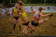 Deutsch: Beach Handball Champions Cup 2018 in Catania (ITA); Tag 3: 3. November – Frauen, Überkreuz-Platzierungsspiel 9-16: Beach Bazis Schleissheim (GER) - London Angels Handball Club (GBR) 2:0 (20:6, 28:9) English: 2018 Beach Handball Champions Cup in Catania (ITA; Day 3: 3 November – Women's Placement Match Cross Matches 9-16: Beach Bazis Schleissheim (GER) - London Angels Handball Club (GBR) 2:0 (20:6, 28:9)