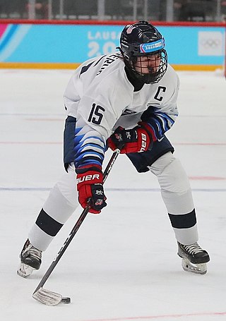 <span class="mw-page-title-main">Jimmy Snuggerud</span> American ice hockey player