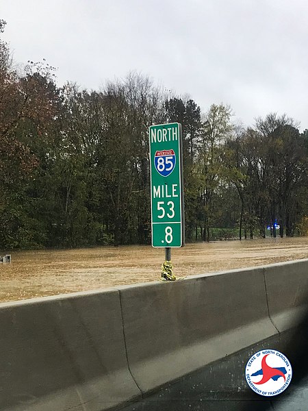 File:2020.11.12 I85CabarrusCoMileMarker54 -1.jpg