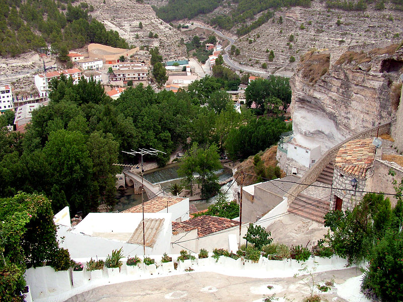 File:ALCALA DEL JUCAR.JPG