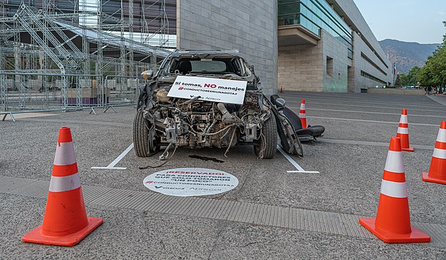 Con cuantos años se puede conducir una moto