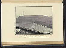 Waste piles shown in 1909 Alkali waste mounds at the United Alkali Company Limited chemical plant - DPLA - 87981d558fd6d31b910ae81019bbfa2e.jpg