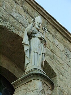 Andria, statua di San Riccardo.jpg