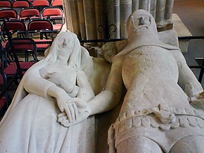 The monument in Chichester Cathedral ArundelTomb1.JPG