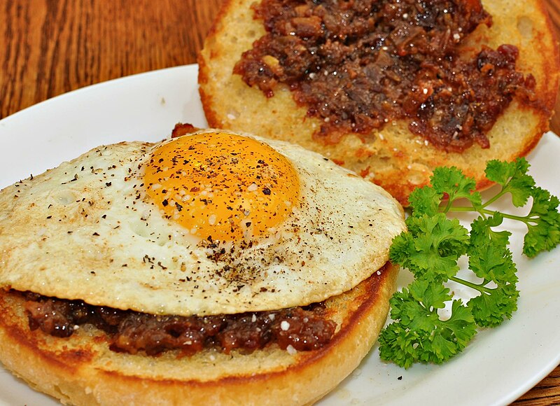 File:Bacon jam on toast with egg.jpg