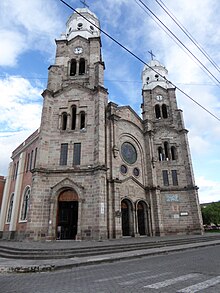 Basilica de La Dolorosa in Ibarra Basilica de La Dolorosa Ecuador 765.jpg
