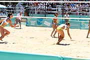 Deutsch: Beachvolleyball bei den Olympischen Jugendspielen 2018; Tag 9, 15. Oktober 2018; Mädchen, Viertelfinale: Puerto Rico-Russland 0–2 (12–21/10–21) English: Beach volleyball at the 2018 Summer Youth Olympics at 15 October 2018 – Girls Quarterfinals: Puerto Rico-Russia 0–2 (12–21/10–21)