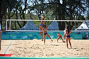 Deutsch: Beachvolleyball bei den Olympischen Jugendspielen 2018; Tag 8, 14. Oktober 2018; Mädchen, Achtelfinale – Mexiko-China 0:2 (15–21/16–21) English: Beach volleyball at the 2018 Summer Youth Olympics at 14 October 2018 – Girls Round of 16 – Mexico-China 0:2 (15–21/16–21)