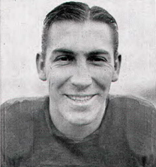 Beattie Feathers of Tennessee was the first recipient of the award, for the 1933 season. Beattie Feathers 1932.png