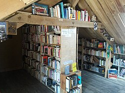 Library at la Rolandiere Bibliotheque du Taslu.jpg