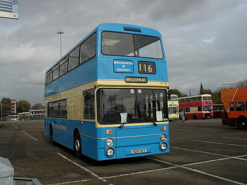 File:Birkenhead & District bus 4166 (HDB 116V), SELNEC 40 rally.jpg