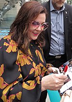 Gambar mini seharga Melissa McCarthy