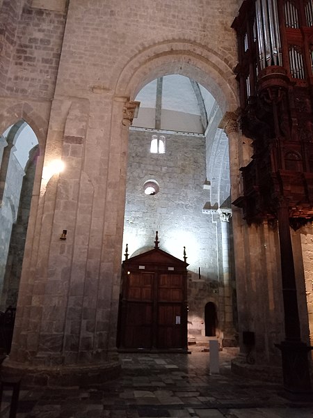 File:Cathédrale Notre-Dame de Saint-Bertrand-de-Comminges 125.jpg