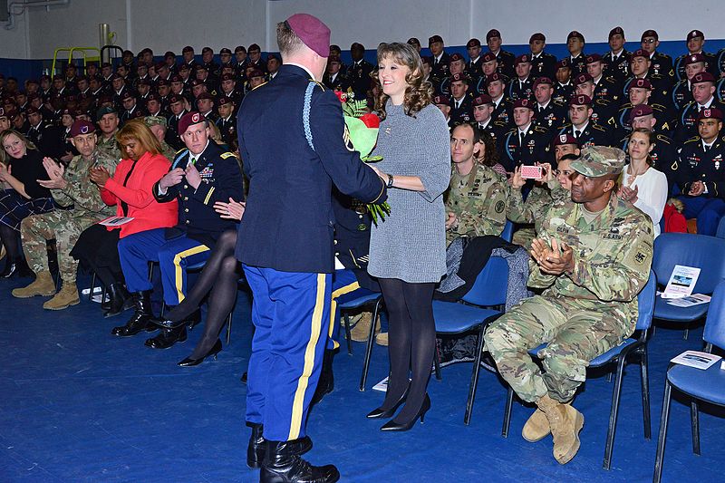 File:Change of Responsibility Ceremony, 1st Battalion, 503rd Infantry Regiment, 173rd Airborne Brigade 170112-A-JM436-014.jpg