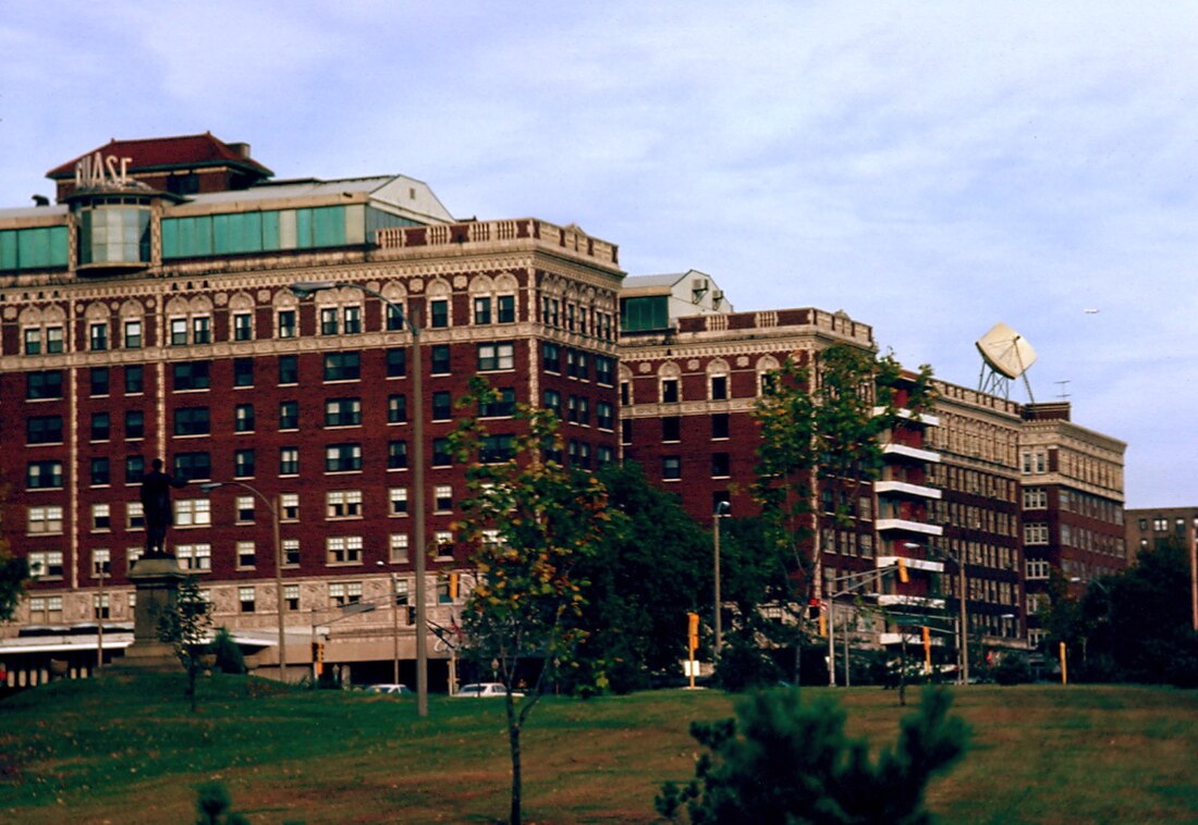 Chase Park Plaza Hotel