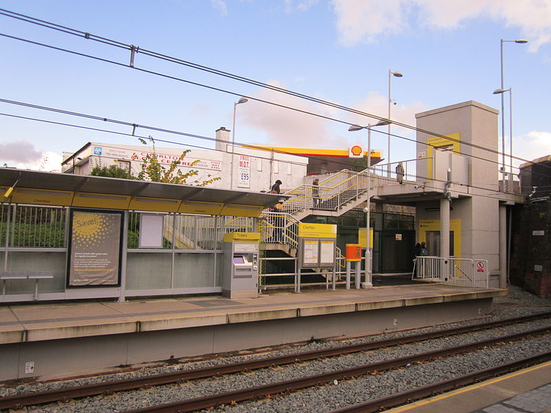 File:Chorlton Metrolink station (2).JPG
