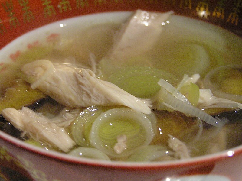 File:Cock-a-leekie Soup.jpg