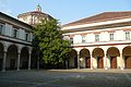 Conservatorio Giuseppe Verdi (Milan), cortile, ex chiostro di Santa Maria della Passione 01.JPG