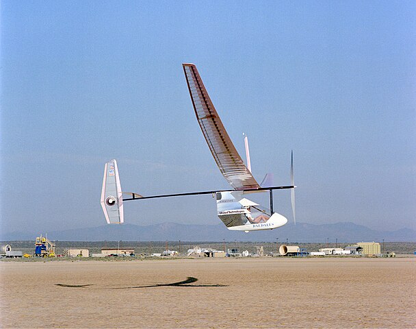 608px-Daedalus-human-powered-aircraft.jpg