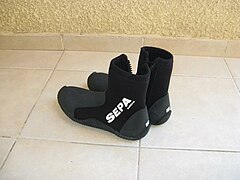 Wet suit boots
