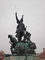 Dobó István egri hős szobra Egerben, a főtéren