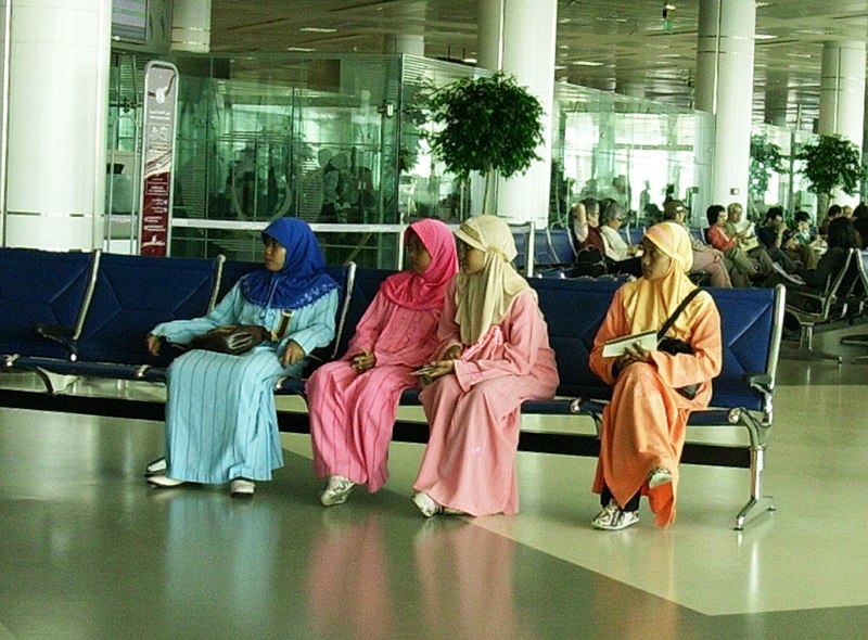 File:Doha Airport - panoramio.jpg