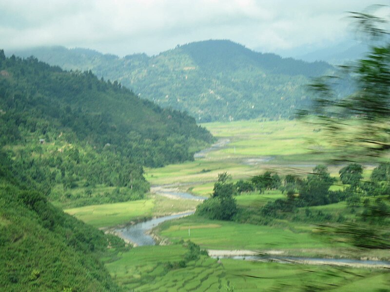 File:Drive from Pokhara to Kathmandu-38.jpg