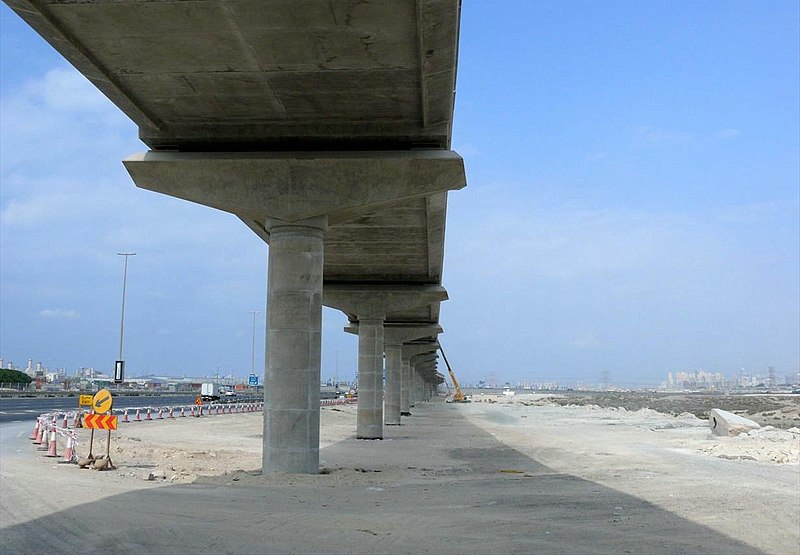 File:Dubai Metro Red Line Viaduct on 6 January 2008.jpg