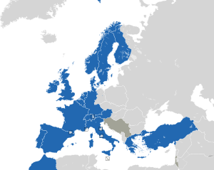 Um mapa colorido dos países da Europa