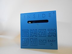 Sett forfra av Easy0, den første kuben i serien