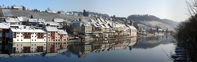 File:Eglisau 20091220 Le Rhin Réfléchissant.jpg