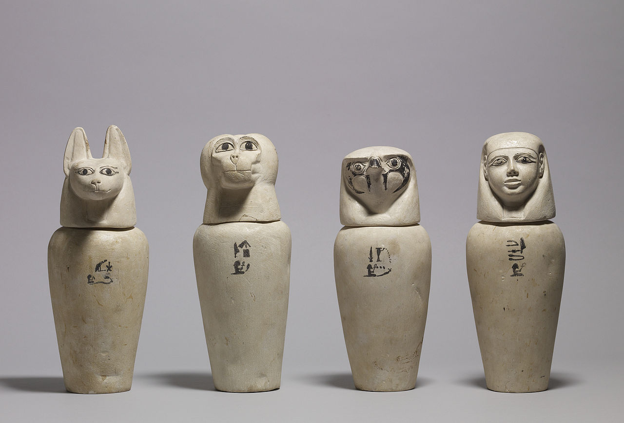 Walters art Museum - Página 2 1280px-Egyptian_-_A_Complete_Set_of_Canopic_Jars_-_Walters_41171%2C_41172%2C_41173%2C_41174_-_Group