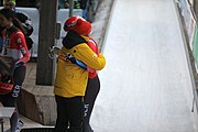 Deutsch: 2. und finaler Lauf der Juniorinnen bei den 33. FIL Juniorenweltmeisterschaften 2018 in Altenberg/Erzgebirge am 1. Februar 2018 (Namen der Abgebildeten in den Kategorien) English: 2nd and final run female juniors at the 2018 33th FIL Junior World Championships at Februar 1st alt Altenberg, Germany (names in categories)