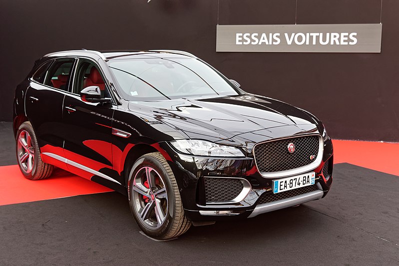 File:Festival automobile international 2017 - Jaguar F-Pace - 001.jpg