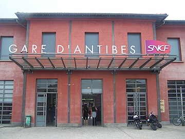 Datei:Gare_d'Antibes.JPG