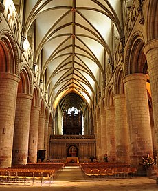 Gloucester Cathedral nave.jpg