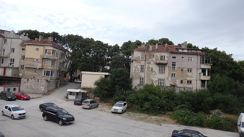 File:Greek Neighborhood, 9000 Varna, Bulgaria - panoramio (3).jpg