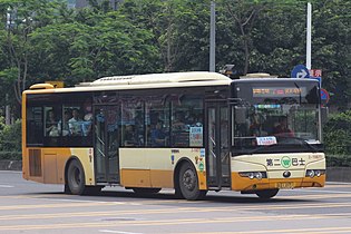 第二巴士 ZK6120HLG1 行駛於廣231路，該車現已退役