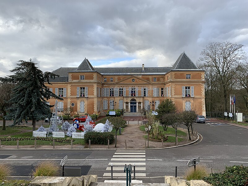 File:Hôtel Ville Clichy Bois 12.jpg