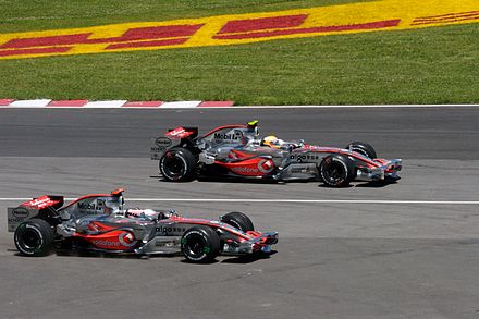 Alonso (left) and Hamilton (right) at the 2007 Canadian Grand Prix
