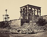 The Hypaethral Temple, Philae, oleh Francis Frith, 1857; daripada koleksi Galeri Kebangsaan Scotland