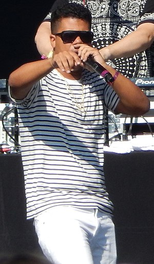 ILoveMakonnen performing in 2015