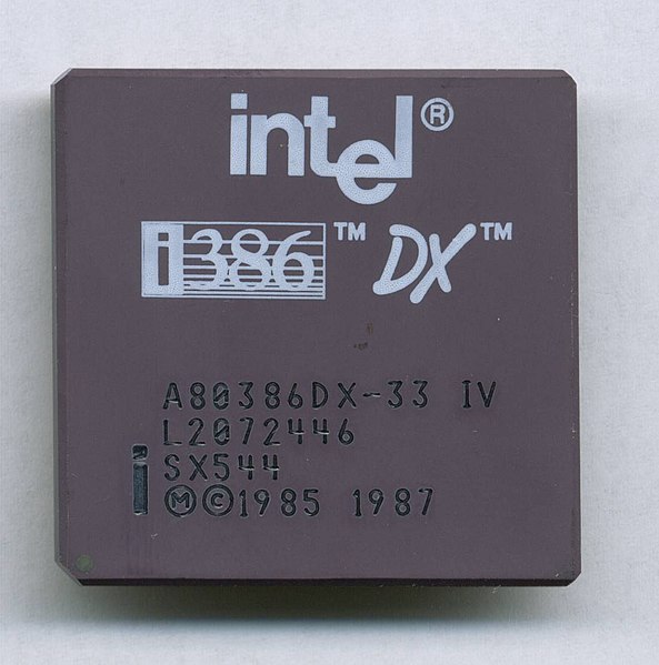 File:Intel a80386dx-33 sx544 observe.jpg