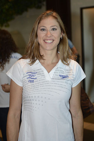 <span class="mw-page-title-main">Jillian Schwartz</span> American-born female former pole vaulter (born 1979)