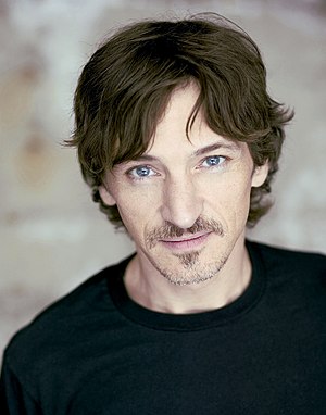 John Hawkes, Best Supporting Actor winner JohnHawkesHS2009.jpg