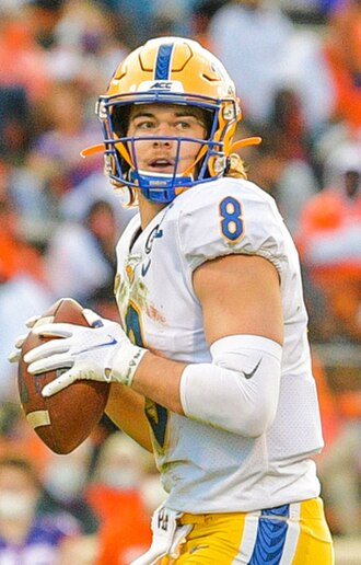 Pickett with the Pittsburgh Panthers in 2020.