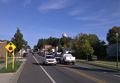 How to get to Kingsley, MI with public transit - About the place