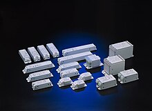 Different ballasts for fluorescent and discharge lamps LAjaHID.jpg