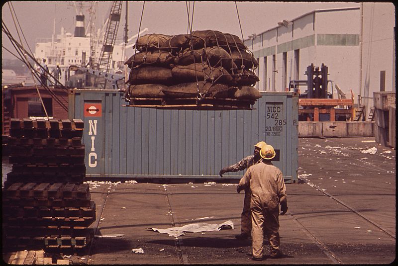 File:LONGSHOREMEN UNLOAD CHARCOAL AT DUNDALK MARINE TERMINAL - NARA - 546762.jpg